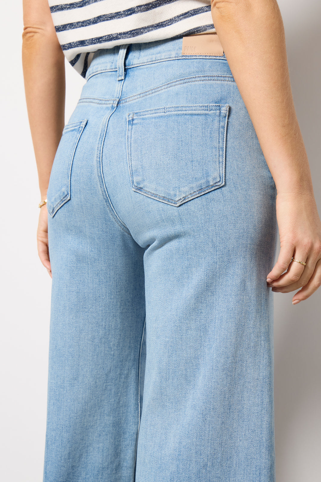 Anessa with Raw Hem - Image 3