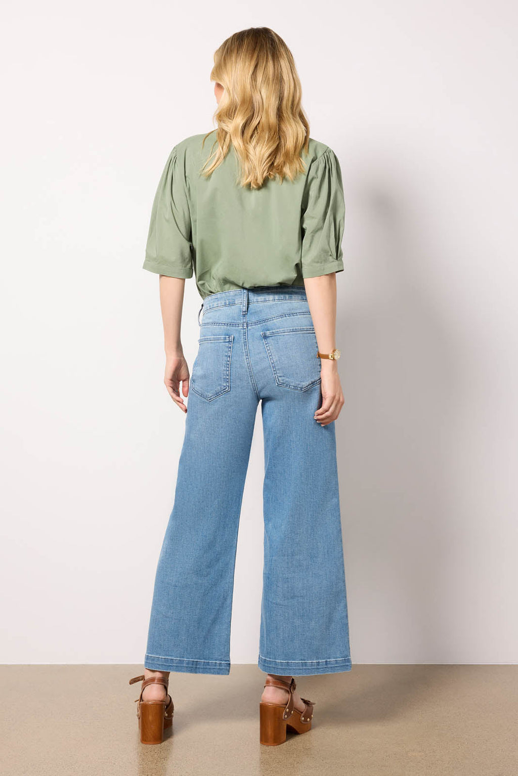 Meg w Patch Pockets - Image 4