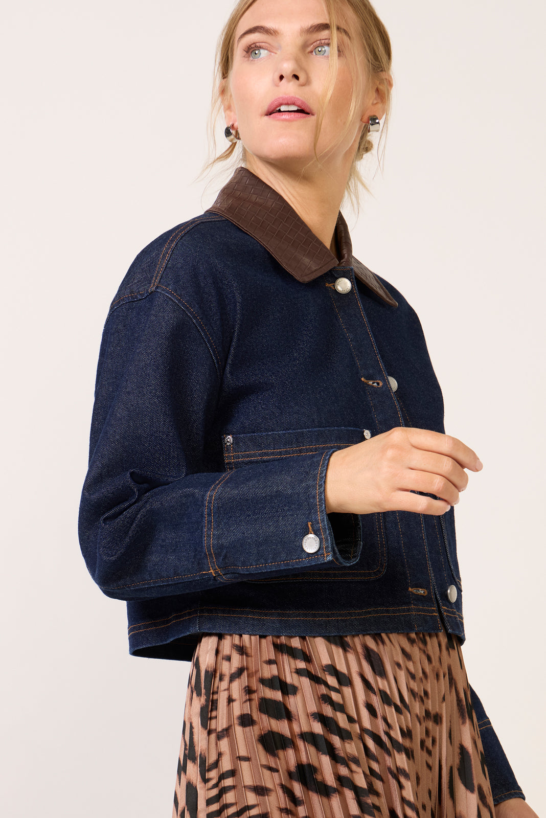 Combo Collar Denim Jacket - Image 6