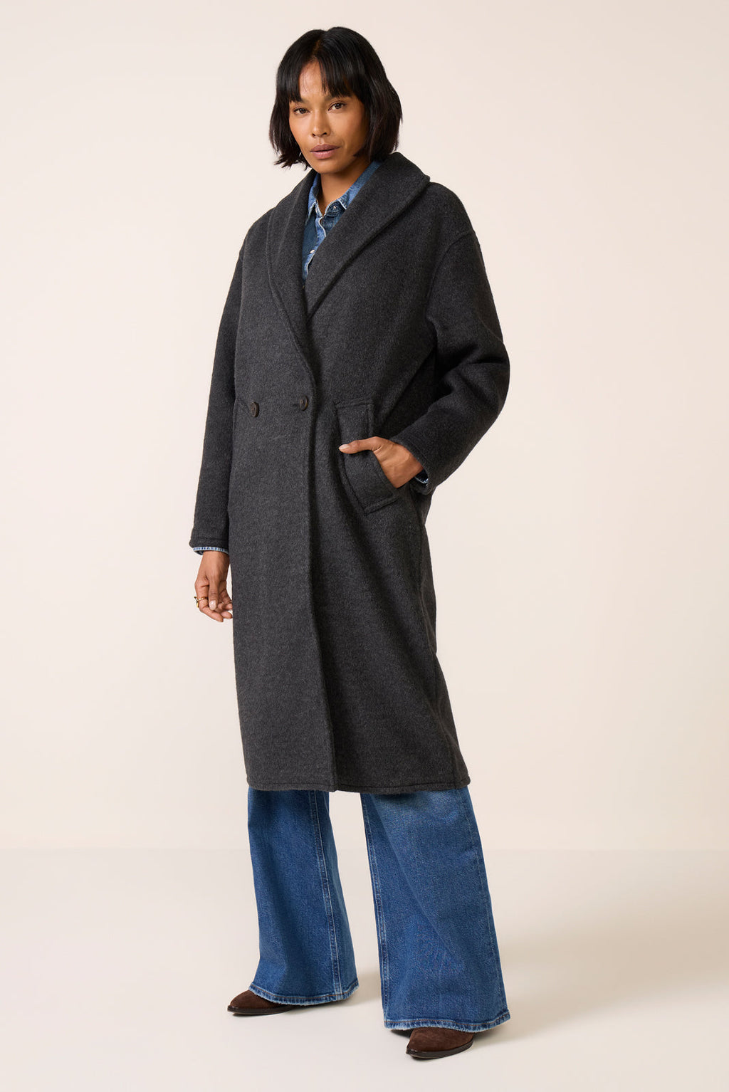 The Signature Coat - Image 3