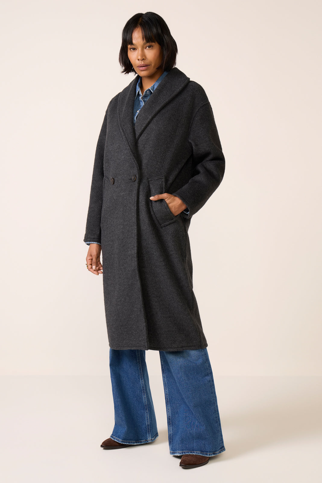 The Signature Coat - Image 3