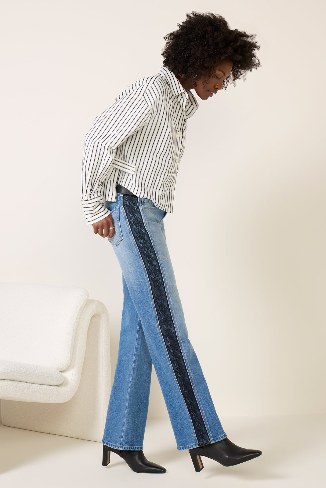 Ever Straight w Lace Inset Jean