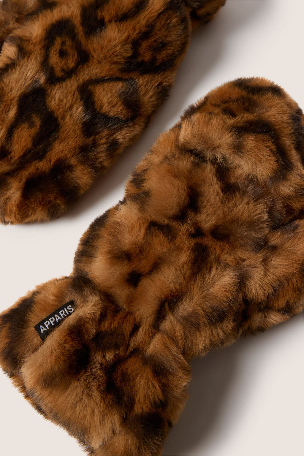 Coco Leopard Gloves - Image 4