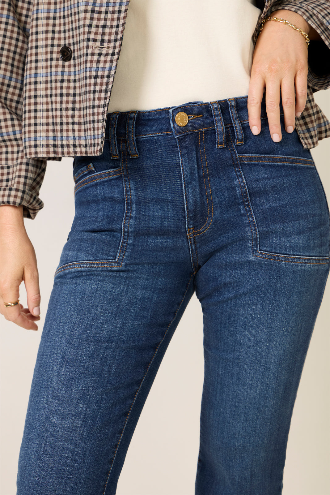 Kelsey w Pocket Detail Jean - Image 2