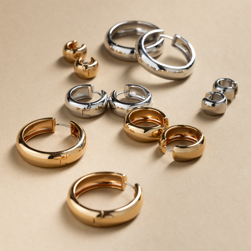 Sol Hoop Earrings - Image 9