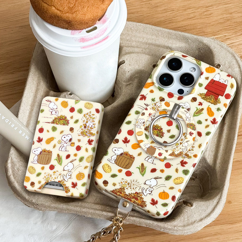Snoopy Autumn Leaves MagSafe Wallet