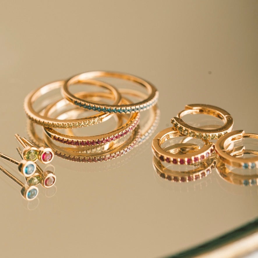 August Birthstone Stacking Ring - Image 4