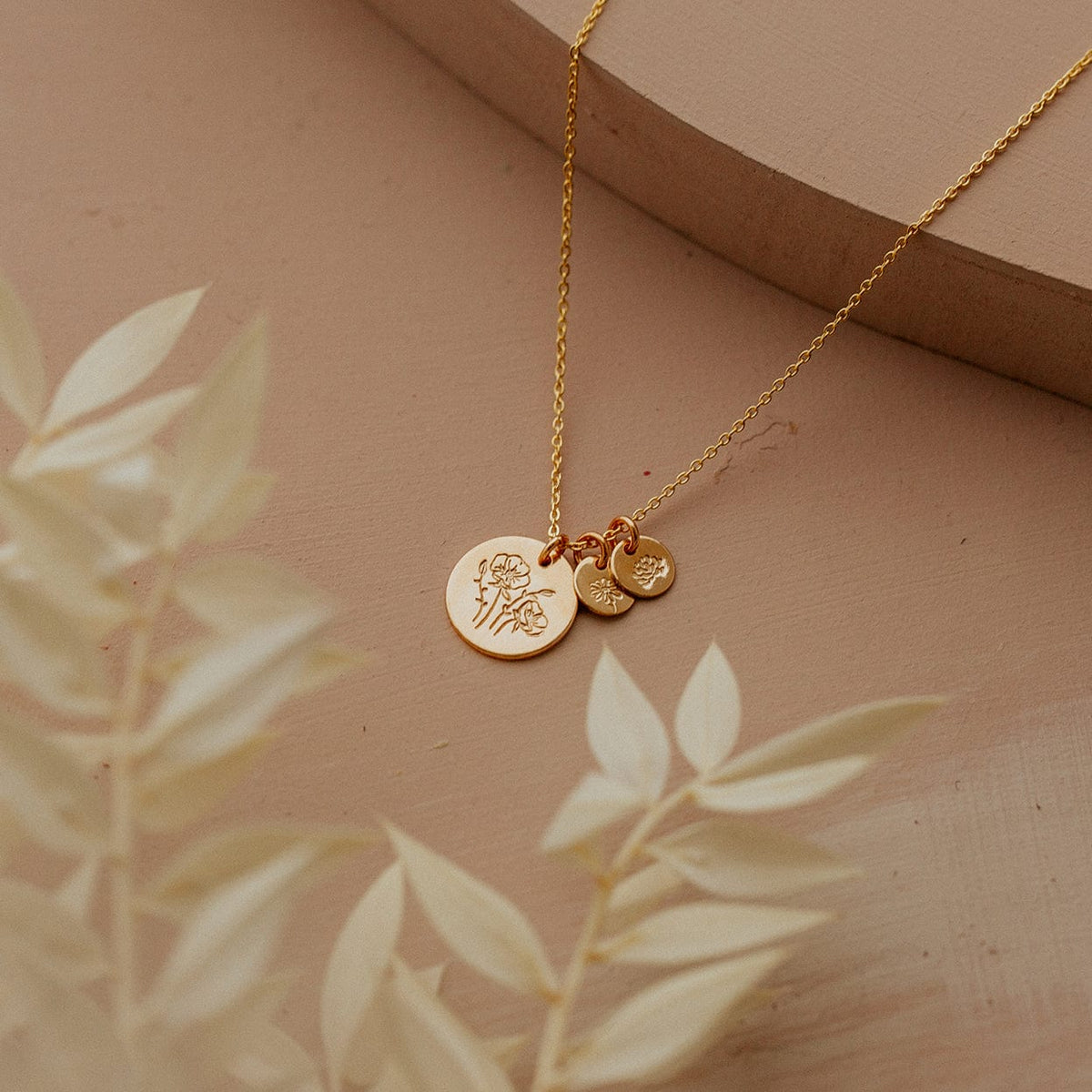 Big & Little Blooms Disc Necklace - Image 7