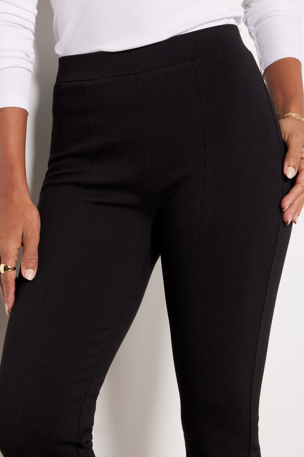 Marx Front Slit Legging - Image 4