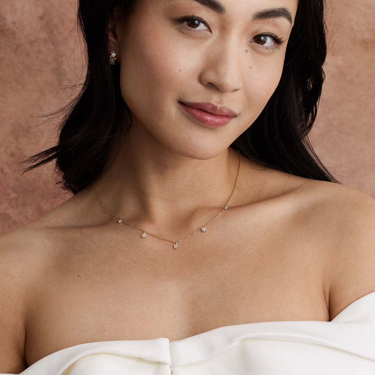 Flora Luxe Floating Necklace - Image 3