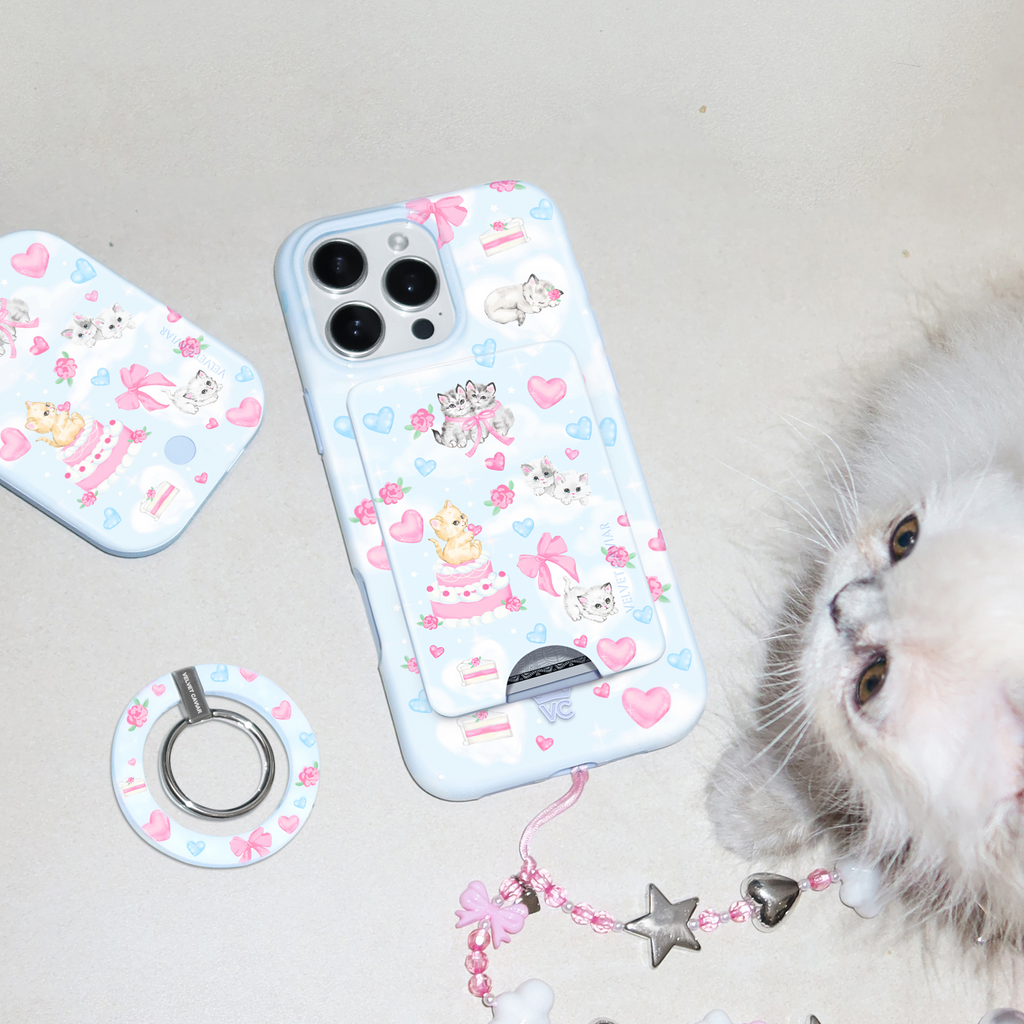 Kitten Kisses MagSafe Wallet