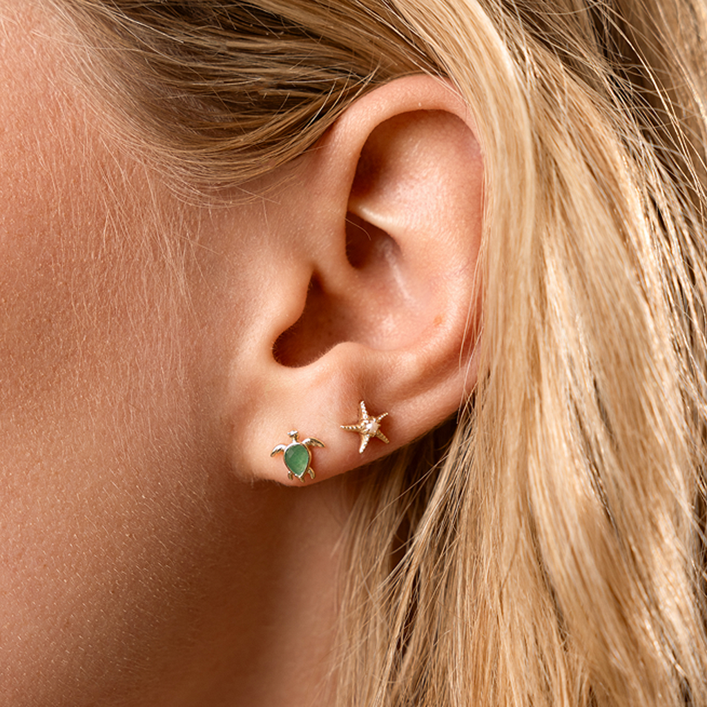 Low Tide Turtle Stud Earrings Set - Image 2