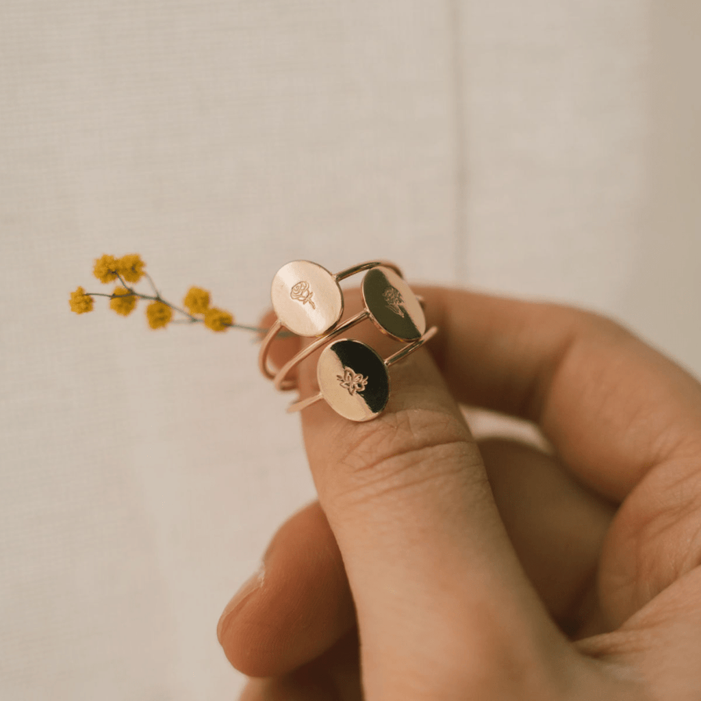 Oval Customized Ring - Initial or Birth Flower - Image 3